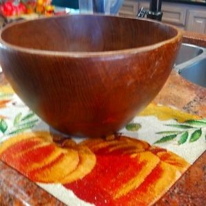Teek wood salad bowl with 6 salad bowls